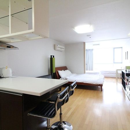 Gangnam Galaxy Lux Apt Gwacheon Exteriér fotografie