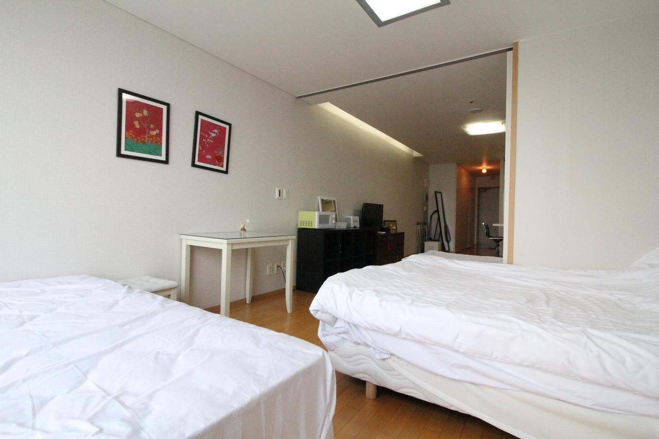 Gangnam Galaxy Lux Apt Gwacheon Exteriér fotografie